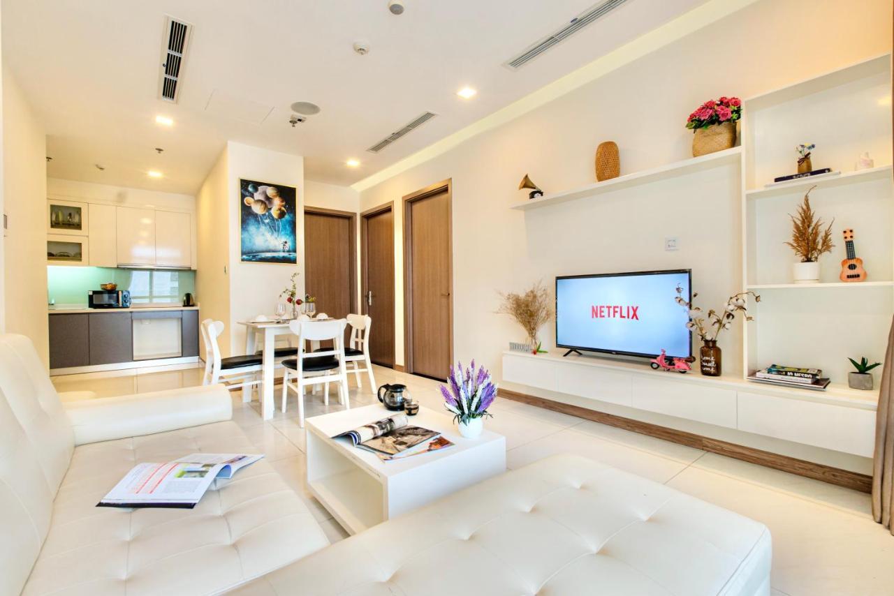 Moxy Hcmc Aparts - Vinhomes Central Park, Ice Rink Ciudad Ho Chi Minh  Exterior foto